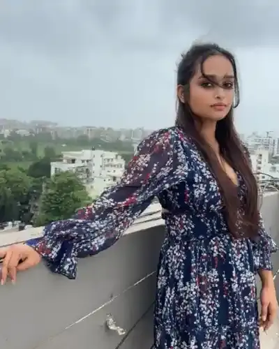 Koloriang Escorts